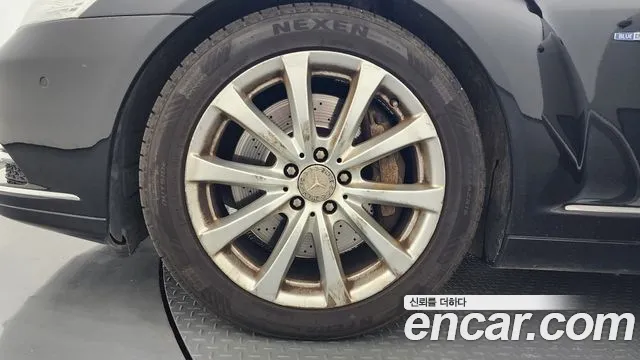Mercedes-Benz S-Класс 2011 thumb 5