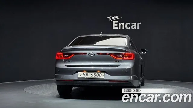 Renault-KoreaSamsung Megane 2017 thumb 4