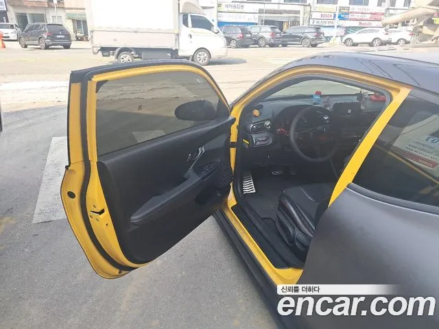 Hyundai Veloster 2018 thumb 8