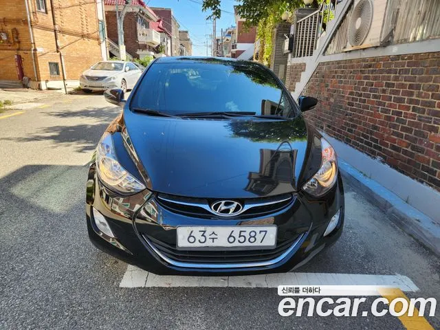 Hyundai Avante 2013 thumb 2