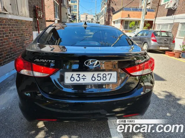 Hyundai Avante 2013 thumb 3