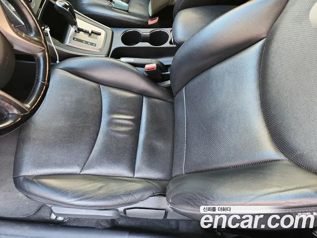 Hyundai Avante 2013 thumb 10