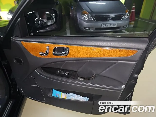 Hyundai Equus 2010 thumb 12
