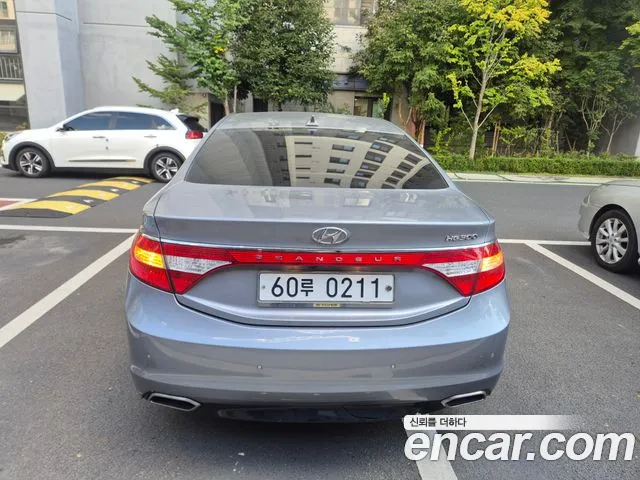 Hyundai Grandeur 2016 thumb 3