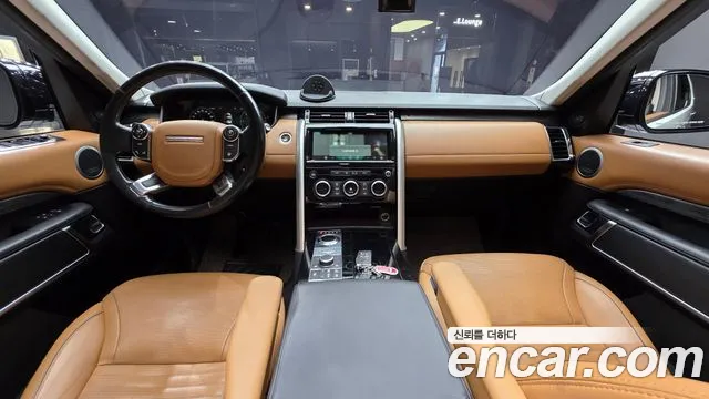 Land Rover Discovery 2018 thumb 7