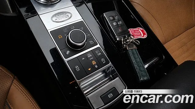 Land Rover Discovery 2018 thumb 9