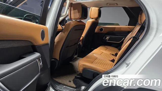 Land Rover Discovery 2018 thumb 12
