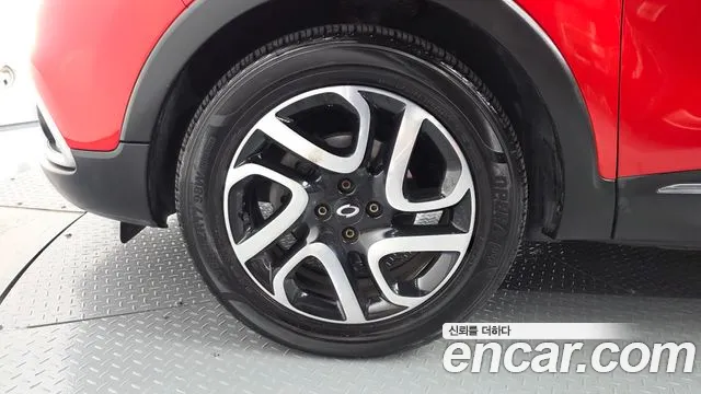 Renault-KoreaSamsung Captur 2015 thumb 4