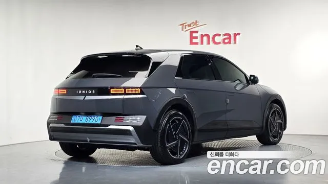 Hyundai IONIQ 5 2024 thumb 2