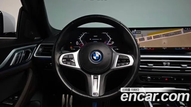BMW i4 2023 thumb 12
