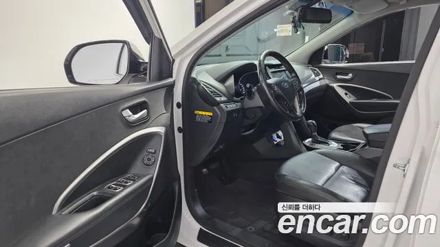 Hyundai Santa Fe 2015 thumb 10