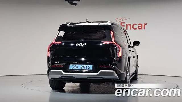 Kia EV9 2025 thumb 3