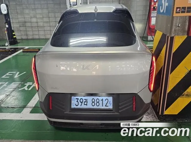 Kia EV4 2026 thumb 3