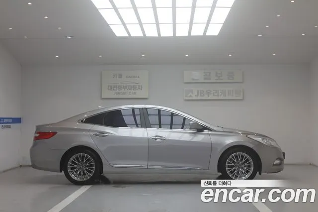 Hyundai Grandeur 2011 thumb 6