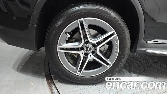 Mercedes-Benz GLC 2022 thumb 5