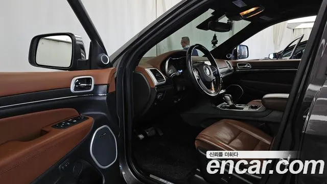 Jeep Cherokee 2021 thumb 10