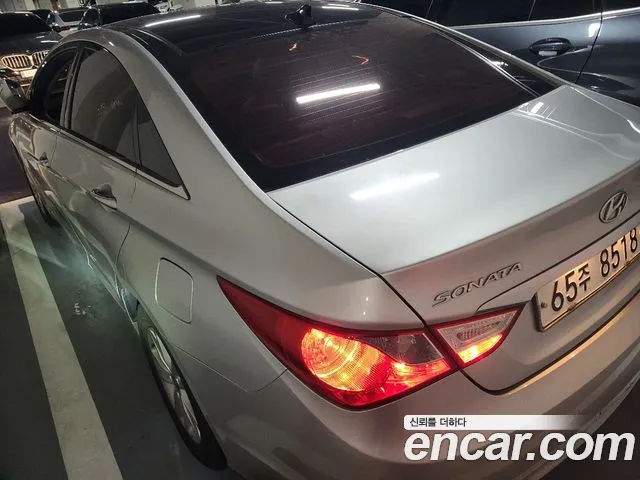 Hyundai Sonata 2009 thumb 5