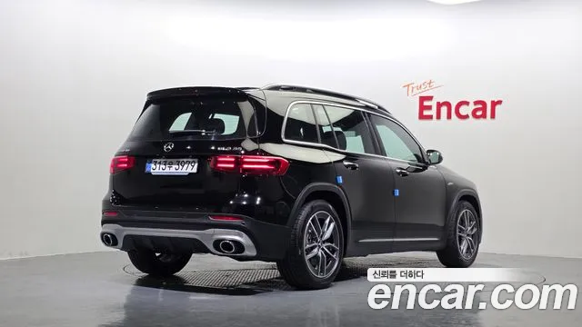Mercedes-Benz GLB 2025 thumb 2