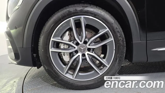 Mercedes-Benz GLB 2025 thumb 5