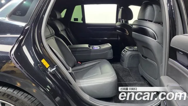 Genesis G90 2022 thumb 12