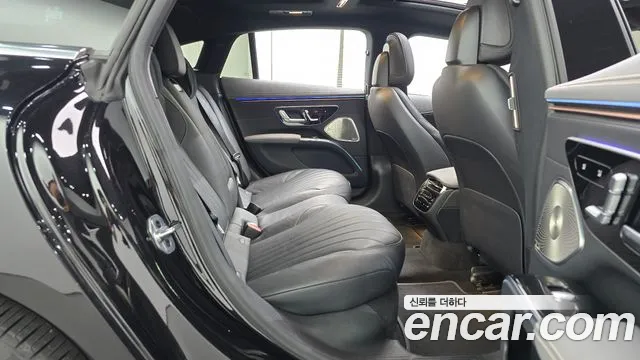 Mercedes-Benz EQS 2023 thumb 11