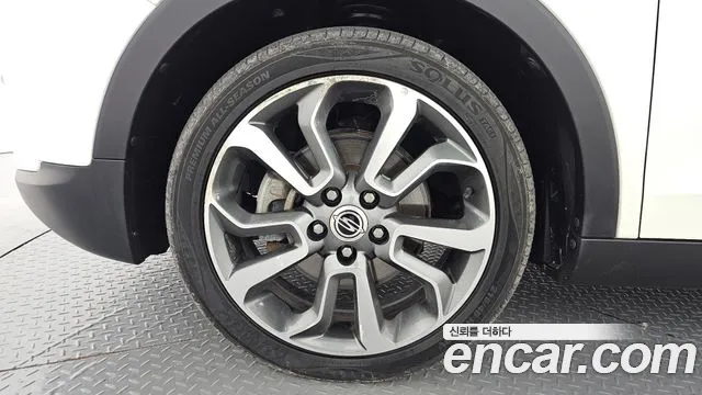KG_Mobility_Ssangyong TIBOLI 2015 thumb 5