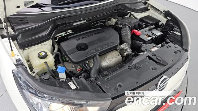 KG_Mobility_Ssangyong TIBOLI 2015 thumb 6