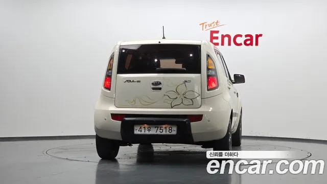 Kia Soul 2010 thumb 4