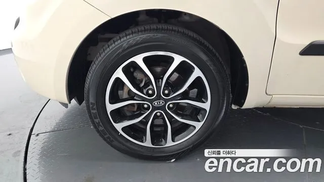 Kia Soul 2010 thumb 5