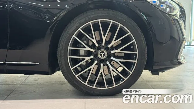 Mercedes-Benz S-Класс 2025 thumb 4