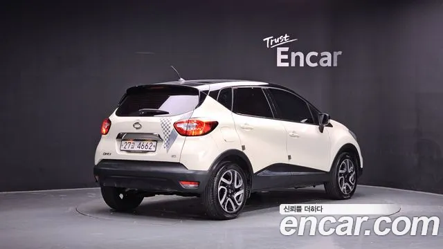 Renault-KoreaSamsung Captur 2015 thumb 2