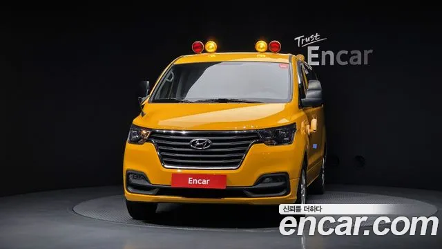 Hyundai Starex 2019 thumb 3