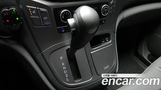 Hyundai Starex 2019 thumb 9