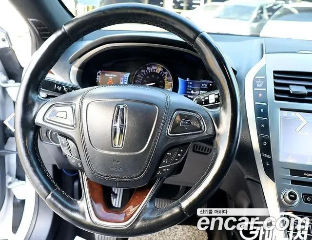 Lincoln MKZ 2018 thumb 8