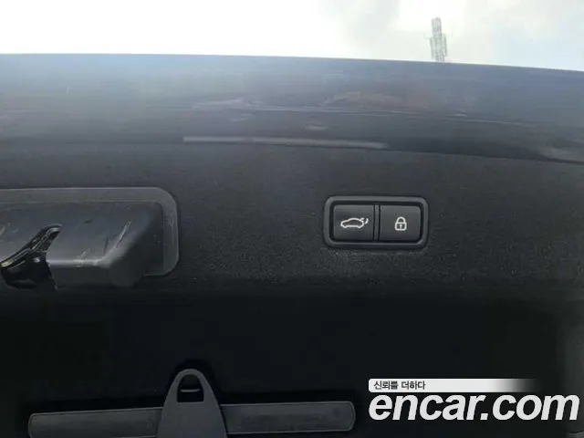 Kia K9 2019 thumb 6