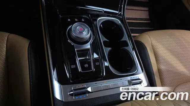 Kia Carnival 2021 thumb 9