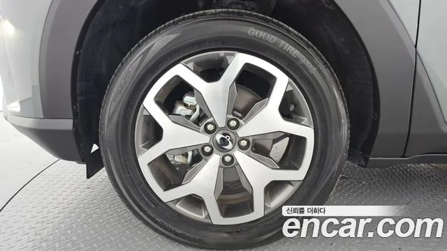 KG_Mobility_Ssangyong Torres 2024 thumb 5