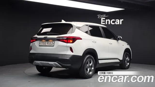 Kia Seltos 2021 thumb 2