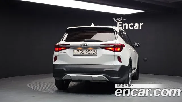 Kia Seltos 2021 thumb 4