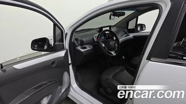 ChevroletGMDaewoo Spark 2015 thumb 10