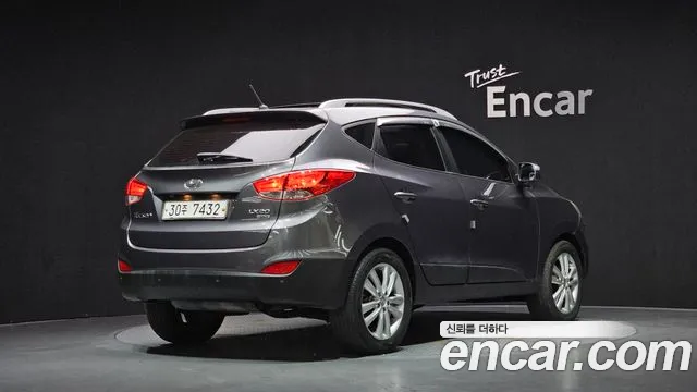 Hyundai Tucson 2010 thumb 2