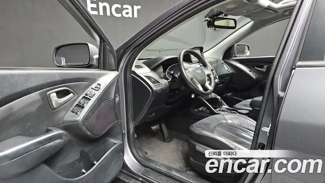 Hyundai Tucson 2010 thumb 10