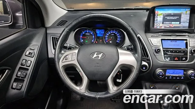 Hyundai Tucson 2010 thumb 12