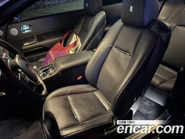 Rolls-Royce Wraith 2021 thumb 7