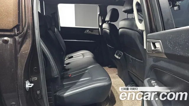 KG_Mobility_Ssangyong Rexton 2019 thumb 12