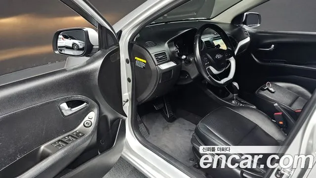 Kia Morning 2015 thumb 10
