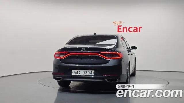 Hyundai Grandeur 2016 thumb 4