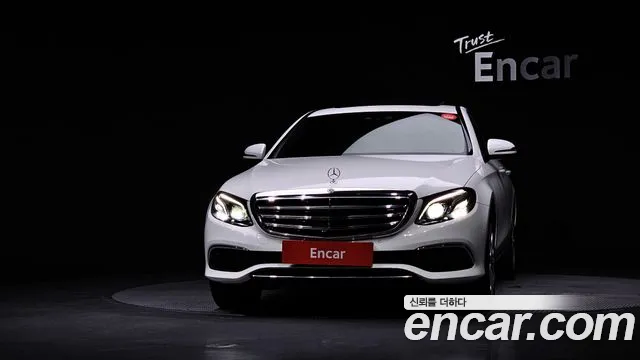 Mercedes-Benz E-Класс 2020 thumb 3