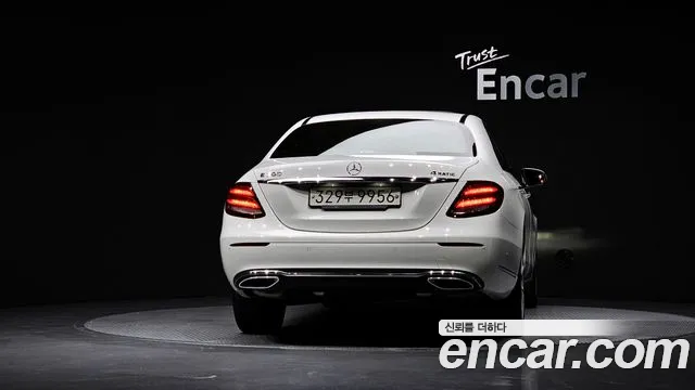 Mercedes-Benz E-Класс 2020 thumb 4