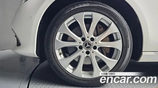 Mercedes-Benz E-Класс 2020 thumb 5